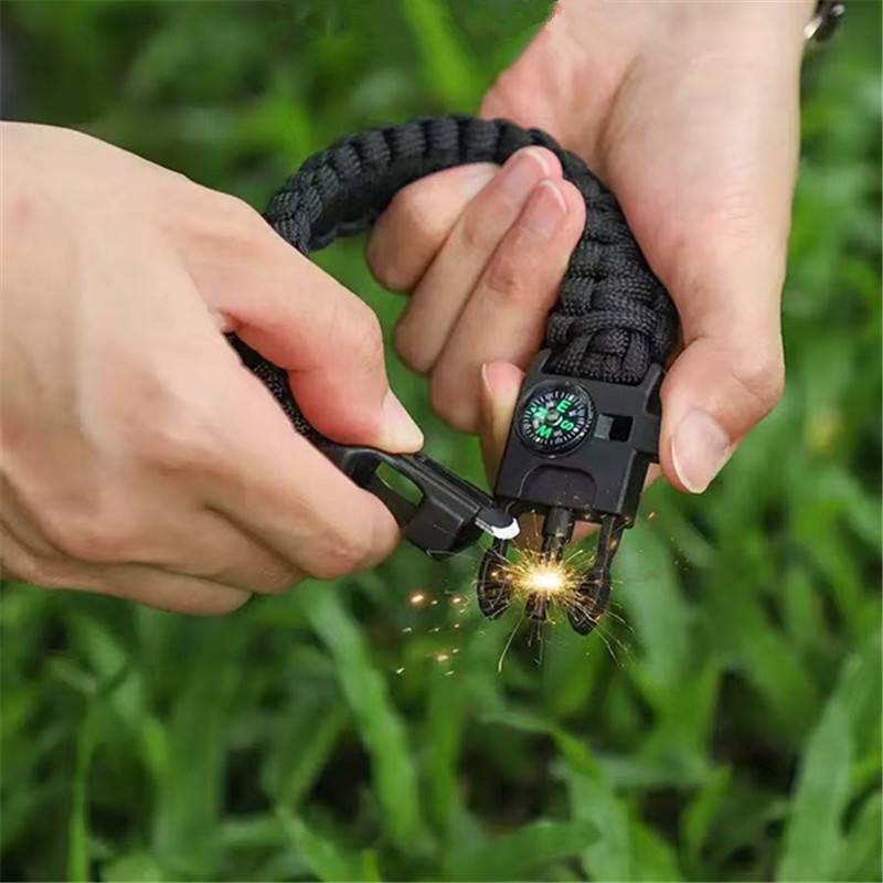 Five in One Compass Bracelet w - огляд і ціна Fire Starting Kit